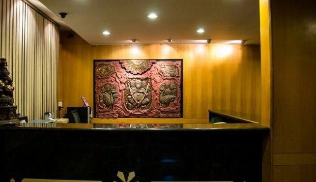 Hotel Bombay Tiffanys مَسّور المظهر الخارجي الصورة